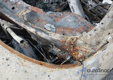 2011 Mini Cooper Clubman z USA, uszkodzony, nr VIN WMWZF3C5XBTY00334